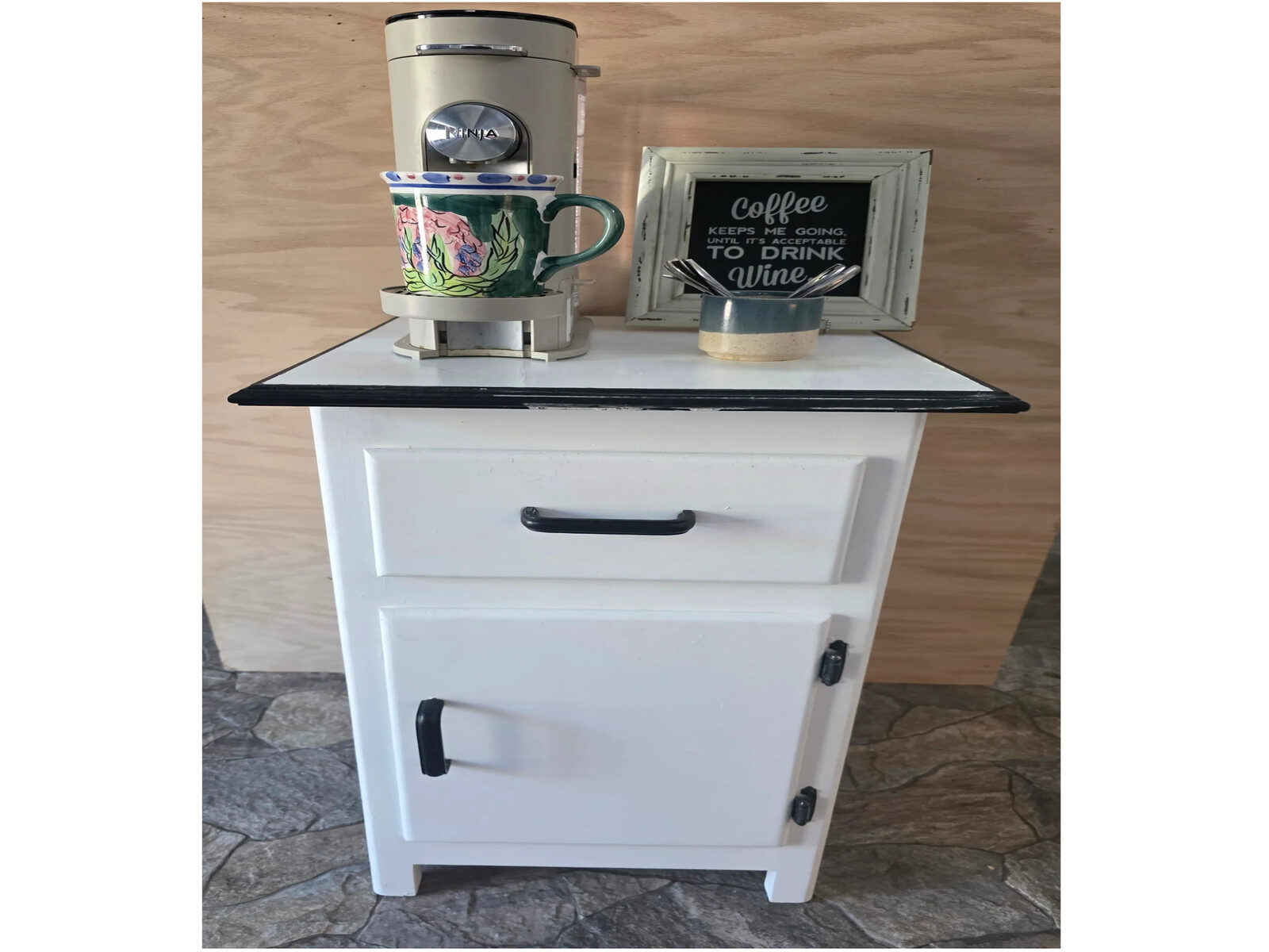 Compact custom coffee station